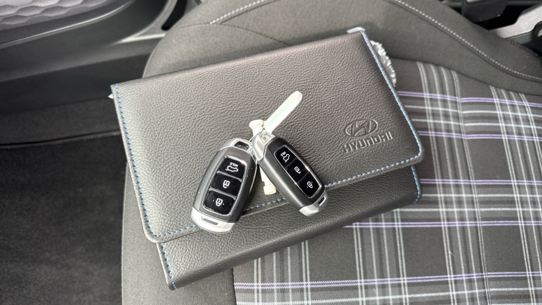 Hyundai i10 1.0 MPi Premium 5dr Petrol Hatchback